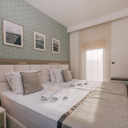 Villa Royal Apartments Teodo Esterno foto