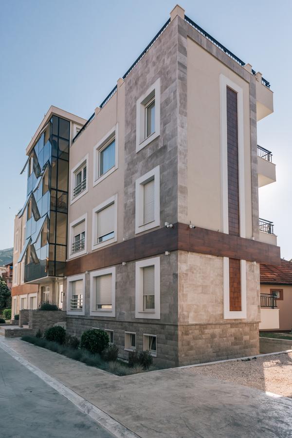Villa Royal Apartments Teodo Esterno foto